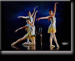 Ballerinas Dancing